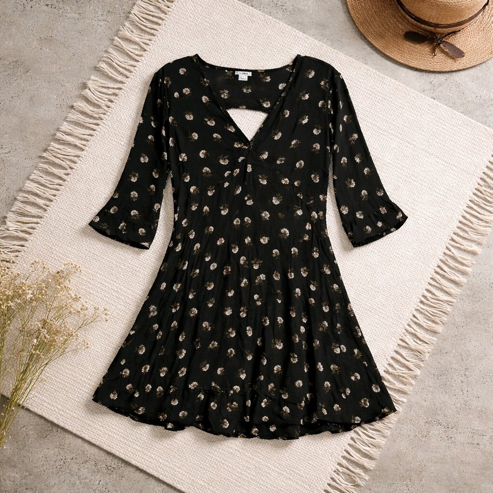 Amuse Black Floral V-Neck Mini Dress, Size XS - Ruffle Sleeves & Keyhole Back